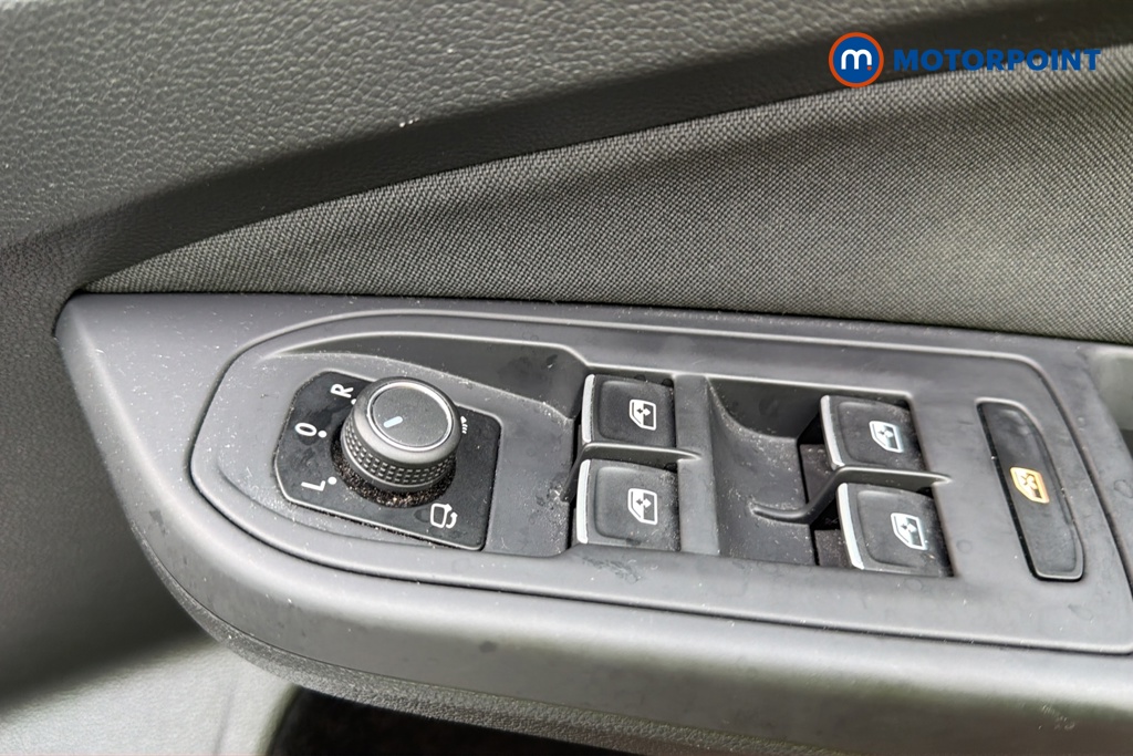 Volkswagen Golf Life Automatic Petrol Hatchback - Stock Number (1691448) - 19th supplementary image
