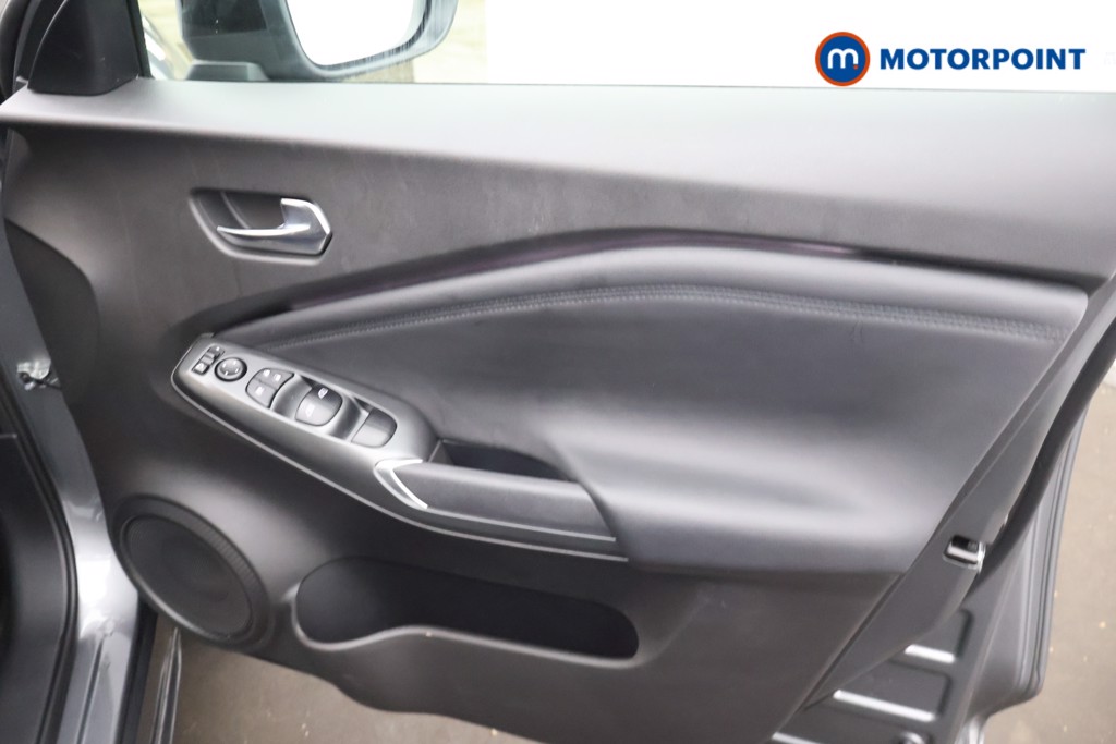 Nissan Juke N-Connecta Automatic Petrol-Electric Hybrid SUV - Stock Number (1691489) - 12th supplementary image