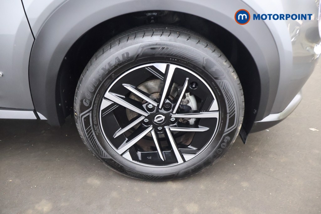 Nissan Juke N-Connecta Automatic Petrol-Electric Hybrid SUV - Stock Number (1691489) - 26th supplementary image