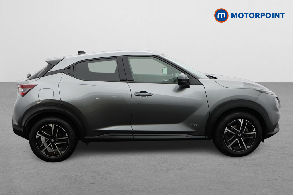 Nissan Juke N-Connecta Automatic Petrol-Electric Hybrid SUV - Stock Number (1691489) - Drivers side