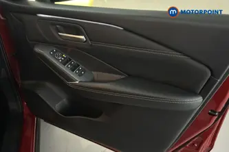 Nissan Qashqai N-Connecta Manual Petrol SUV - Stock Number (1691976) - 18th supplementary image