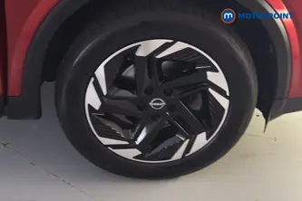 Nissan Qashqai N-Connecta Manual Petrol SUV - Stock Number (1691976) - 47th supplementary image