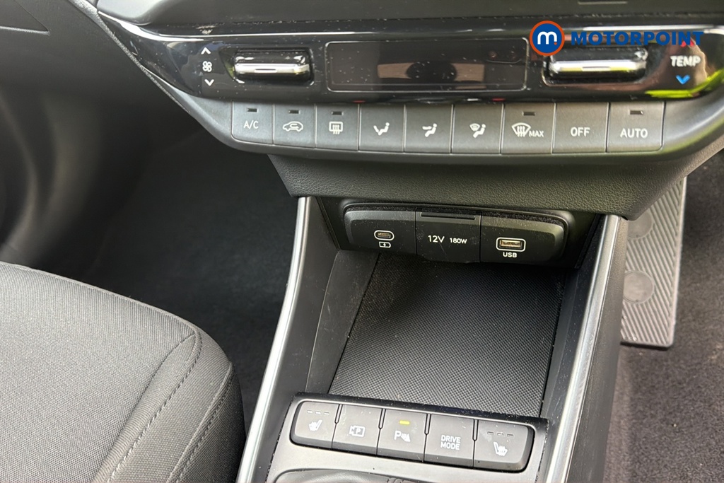 Hyundai Bayon Premium Manual Petrol SUV - Stock Number (1692084) - 12th supplementary image