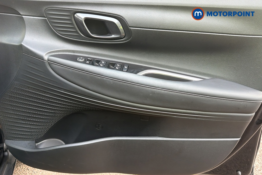 Hyundai Bayon Premium Manual Petrol SUV - Stock Number (1692084) - 18th supplementary image