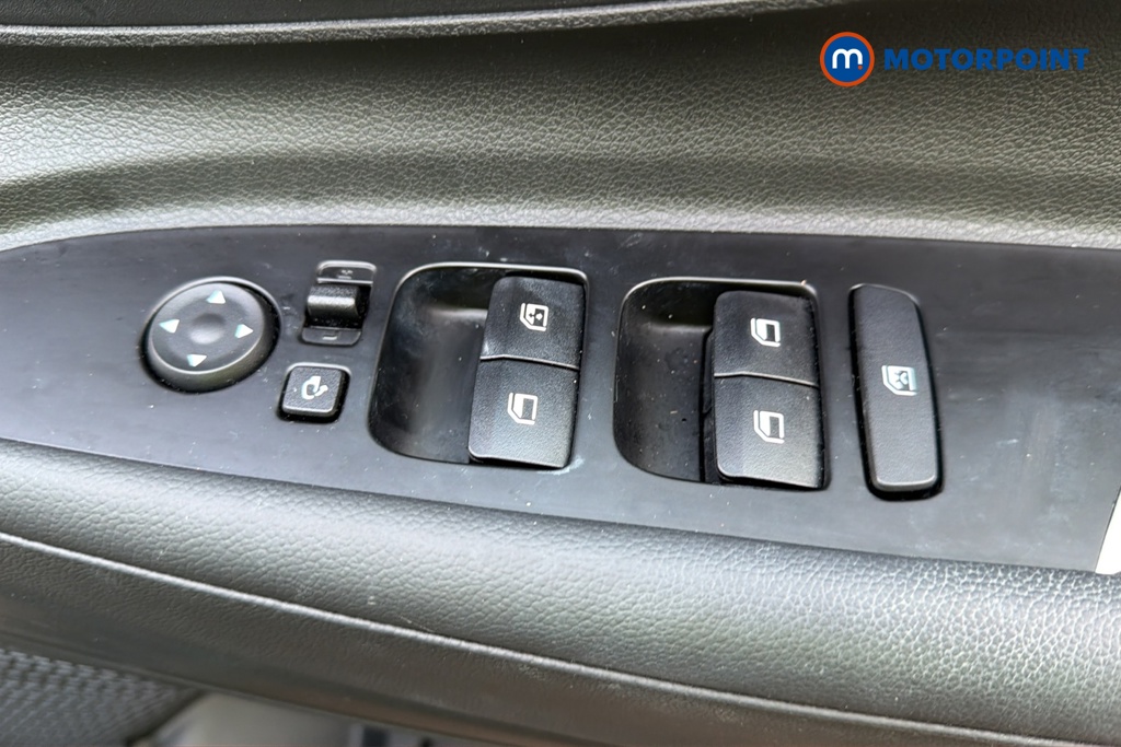 Hyundai Bayon Premium Manual Petrol SUV - Stock Number (1692084) - 19th supplementary image