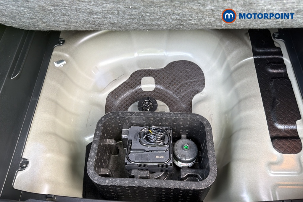 Hyundai Bayon Premium Manual Petrol SUV - Stock Number (1692084) - 33rd supplementary image