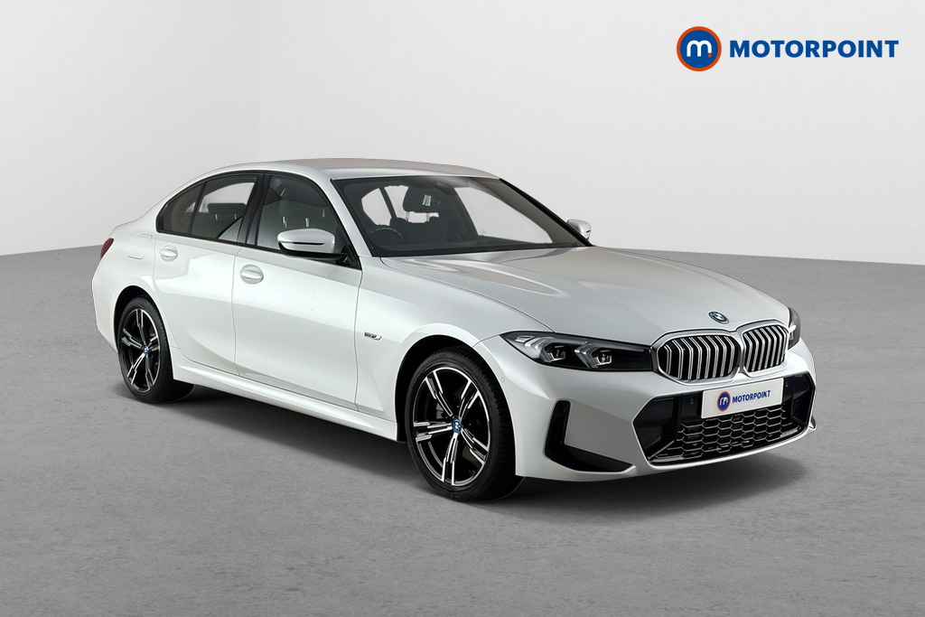BMW 3 Series M Sport Automatic Petrol Plug-In Hybrid Saloon - Stock Number (1692158) - Drivers side front corner