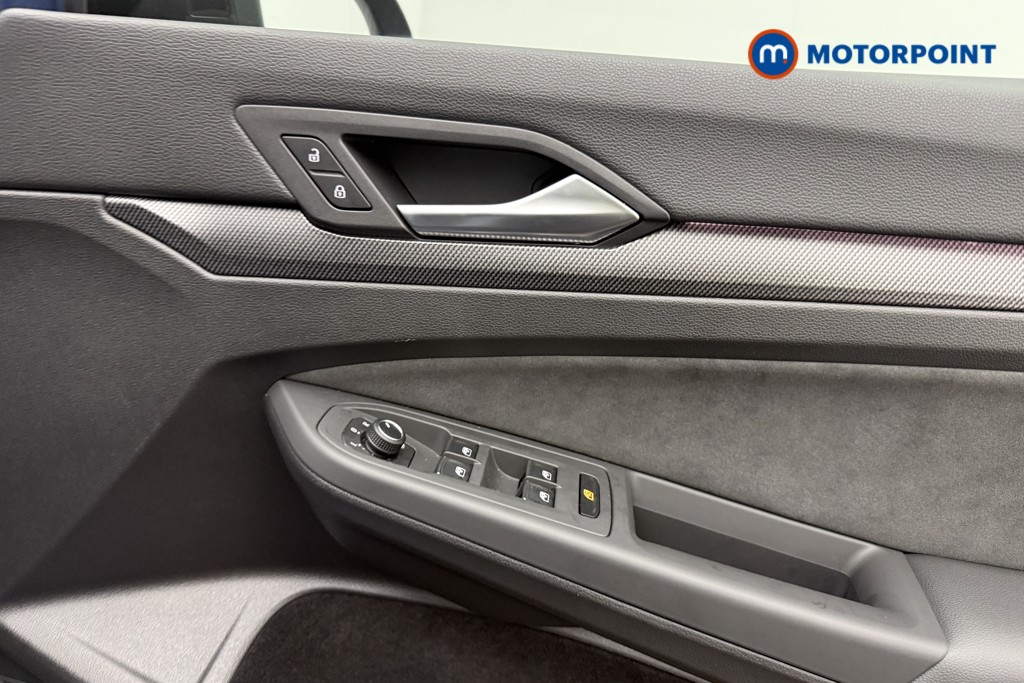 Volkswagen Golf Black Edition Automatic Petrol Hatchback - Stock Number (1692285) - 17th supplementary image
