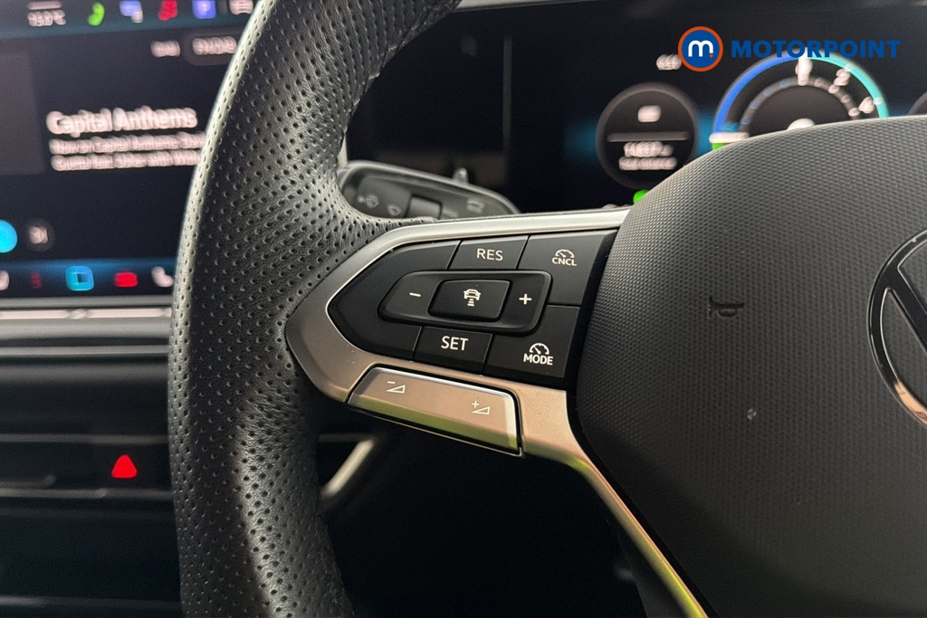 Volkswagen Tiguan R-Line Automatic Petrol Plug-In Hybrid SUV - Stock Number (1692361) - 4th supplementary image