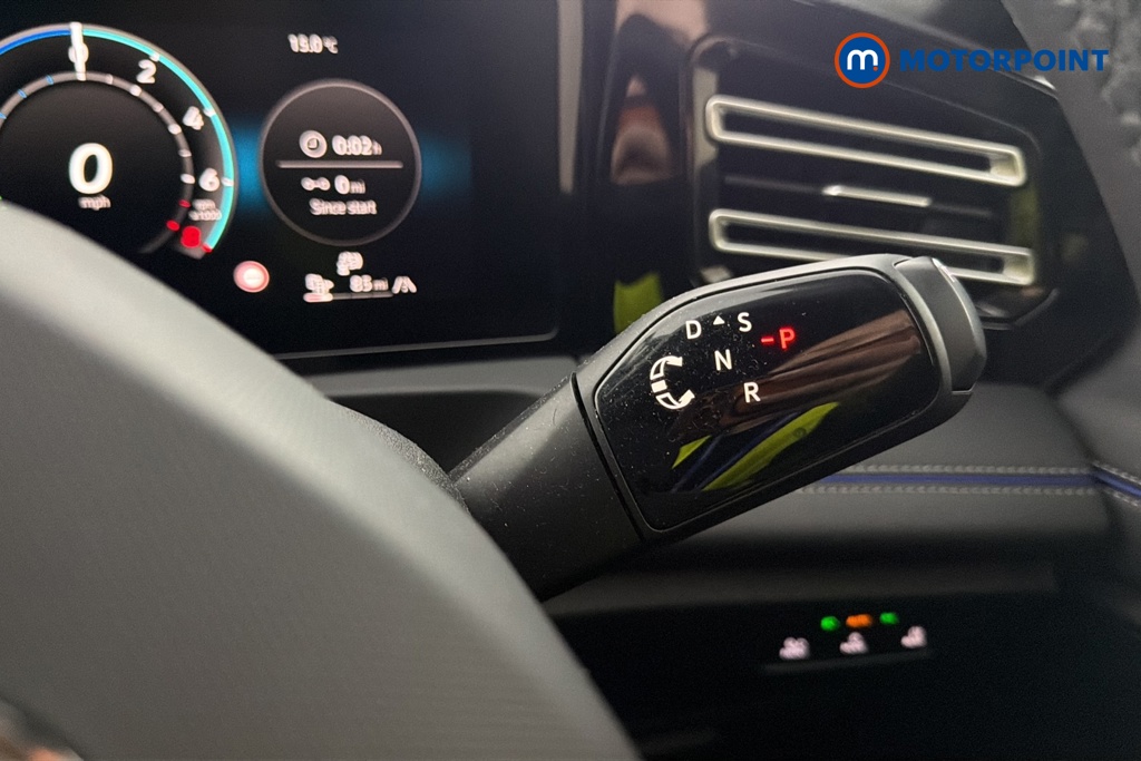 Volkswagen Tiguan R-Line Automatic Petrol Plug-In Hybrid SUV - Stock Number (1692361) - 6th supplementary image