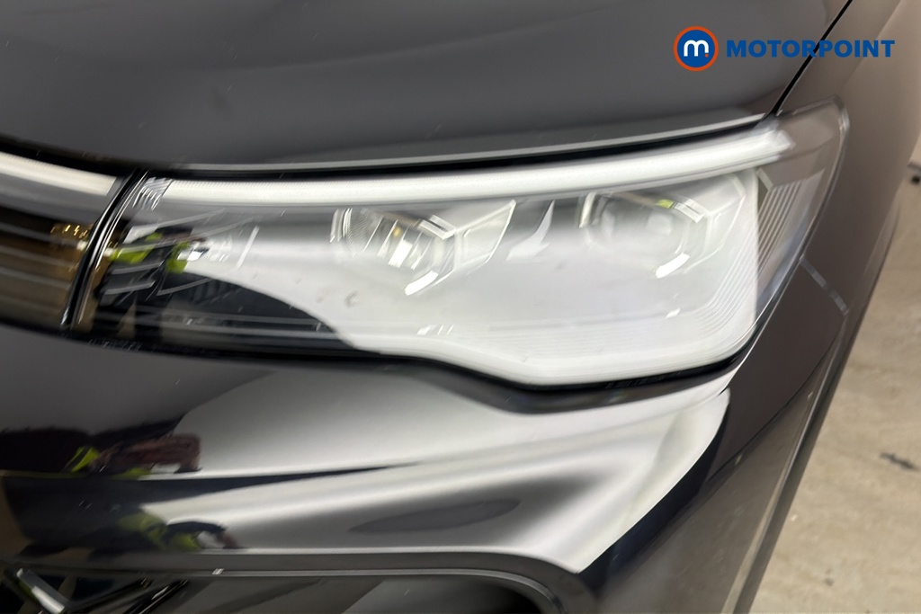 Volkswagen Tiguan R-Line Automatic Petrol Plug-In Hybrid SUV - Stock Number (1692361) - 42nd supplementary image