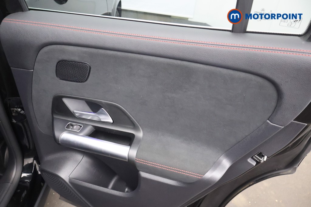 Mercedes-Benz GLA Amg Line Automatic Diesel SUV - Stock Number (1692369) - 19th supplementary image