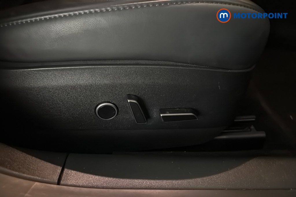 Tesla Model 3 Long Range Automatic Electric Saloon - Stock Number (1692426) - 23rd supplementary image