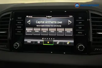 Skoda Karoq Sportline Automatic Petrol SUV - Stock Number (1692563) - 8th supplementary image