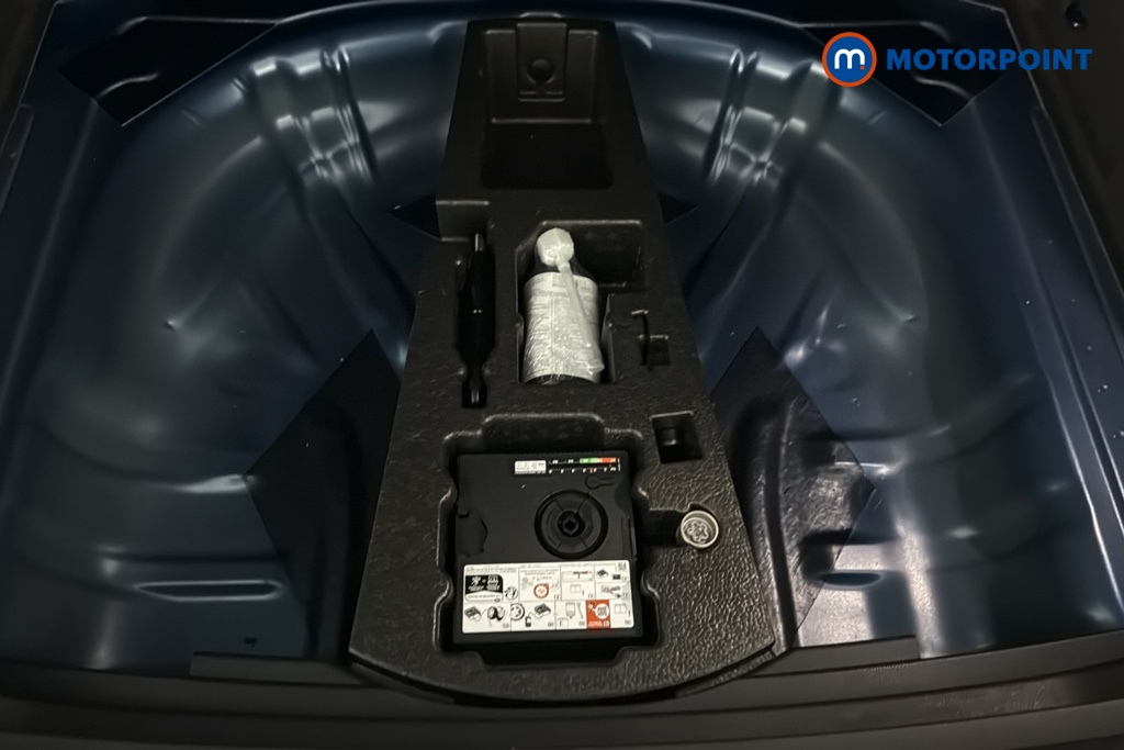Skoda Karoq Sportline Automatic Petrol SUV - Stock Number (1692563) - 33rd supplementary image