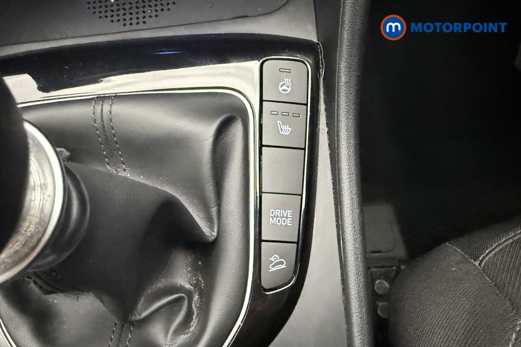 Hyundai Tucson Premium Manual Petrol SUV - Stock Number (1692592) - 18th supplementary image