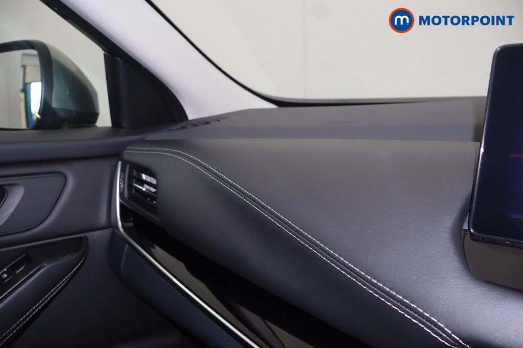 Nissan Qashqai N-Connecta Manual Petrol SUV - Stock Number (1692749) - 12th supplementary image