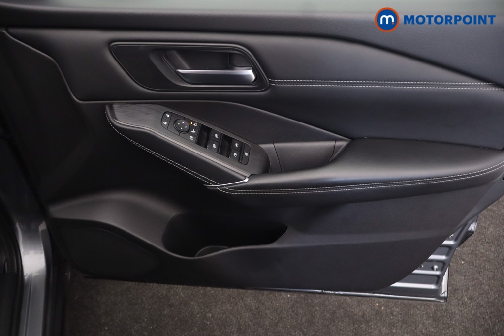 Nissan Qashqai N-Connecta Manual Petrol SUV - Stock Number (1692749) - 22nd supplementary image