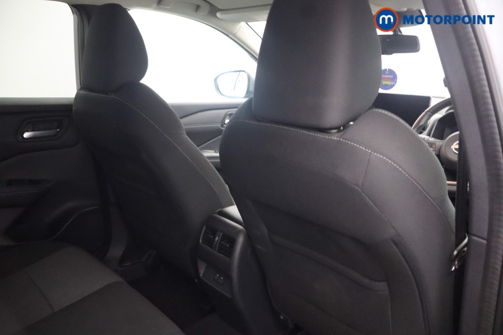 Nissan Qashqai N-Connecta Manual Petrol SUV - Stock Number (1692749) - 24th supplementary image