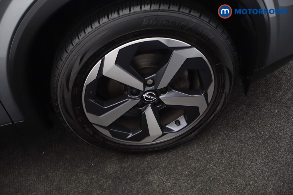 Nissan Qashqai N-Connecta Manual Petrol SUV - Stock Number (1692749) - 33rd supplementary image