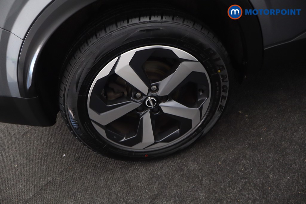 Nissan Qashqai N-Connecta Manual Petrol SUV - Stock Number (1692749) - 34th supplementary image