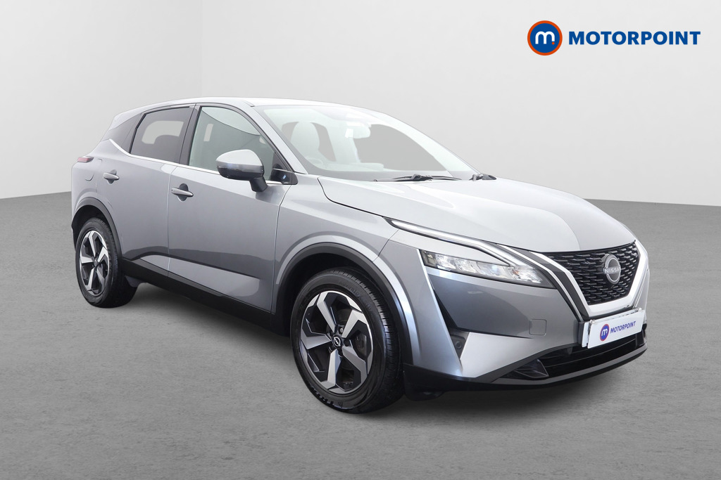 Nissan Qashqai N-Connecta Manual Petrol SUV - Stock Number (1692749) - Drivers side front corner