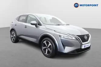 Nissan Qashqai N-Connecta Manual Petrol SUV - Stock Number (1692749) - Drivers side front corner