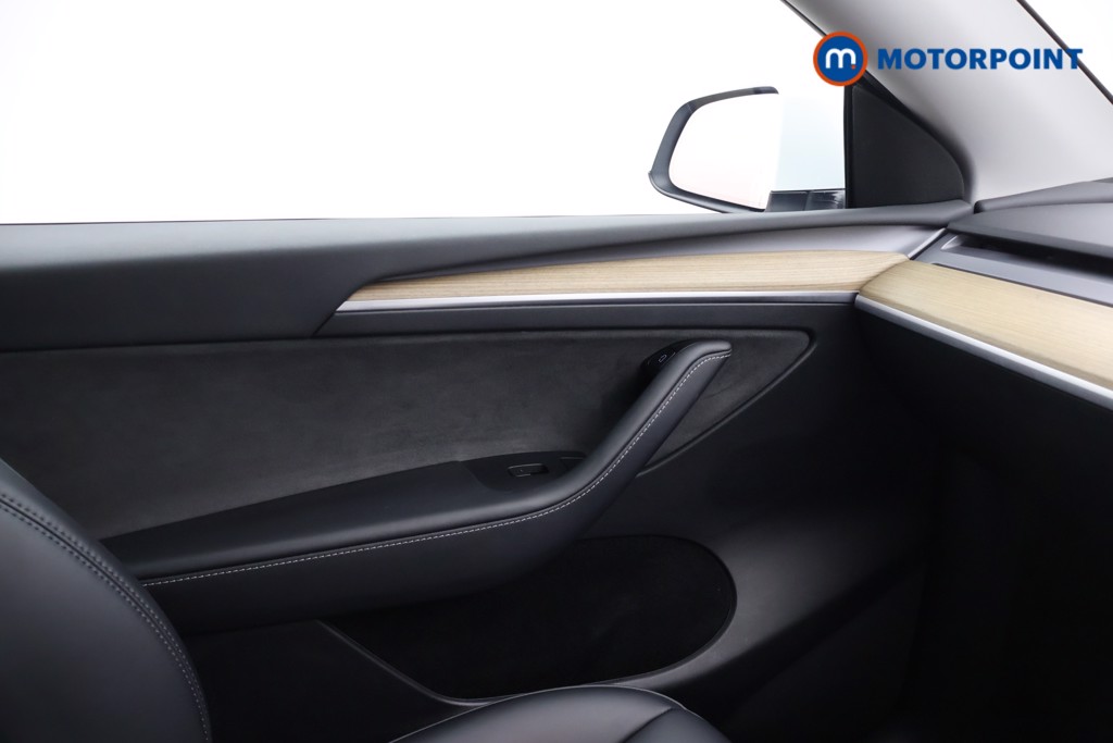 Tesla Model Y Rwd 5Dr Auto Automatic Electric SUV - Stock Number (1692901) - 8th supplementary image