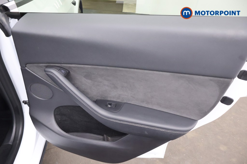 Tesla Model Y Rwd 5Dr Auto Automatic Electric SUV - Stock Number (1692901) - 15th supplementary image