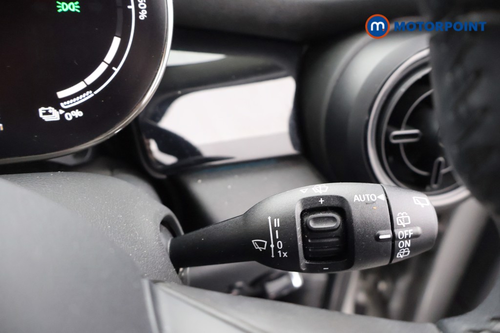 Mini Hatchback Cooper S Level 1 Automatic Electric Hatchback - Stock Number (1692902) - 6th supplementary image