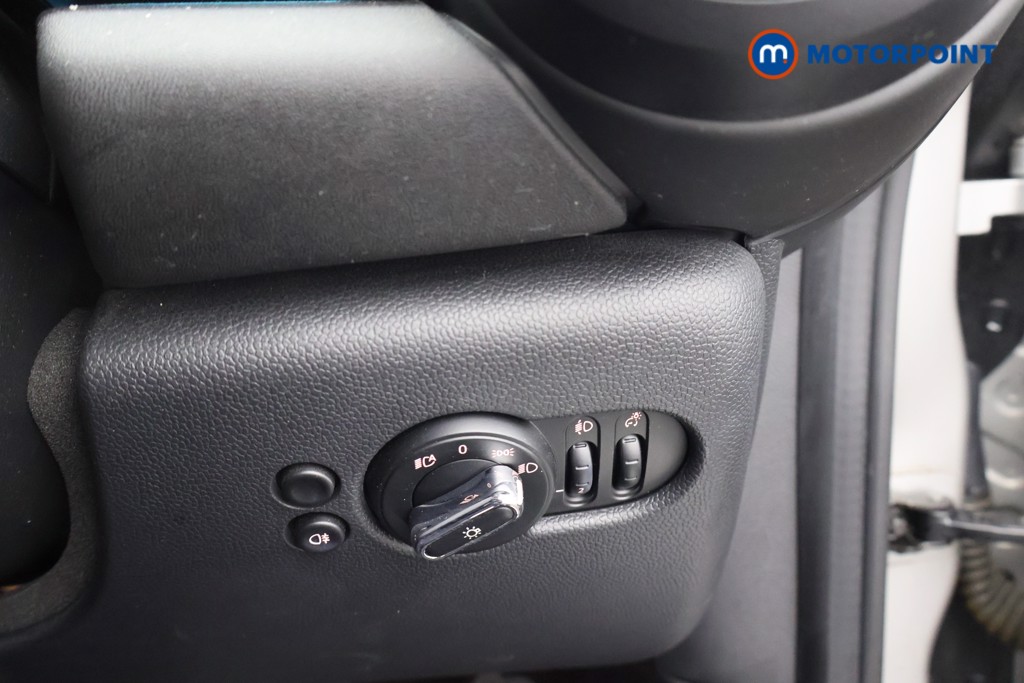 Mini Hatchback Cooper S Level 1 Automatic Electric Hatchback - Stock Number (1692902) - 7th supplementary image