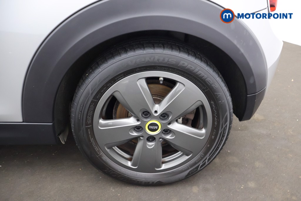 Mini Hatchback Cooper S Level 1 Automatic Electric Hatchback - Stock Number (1692902) - 30th supplementary image