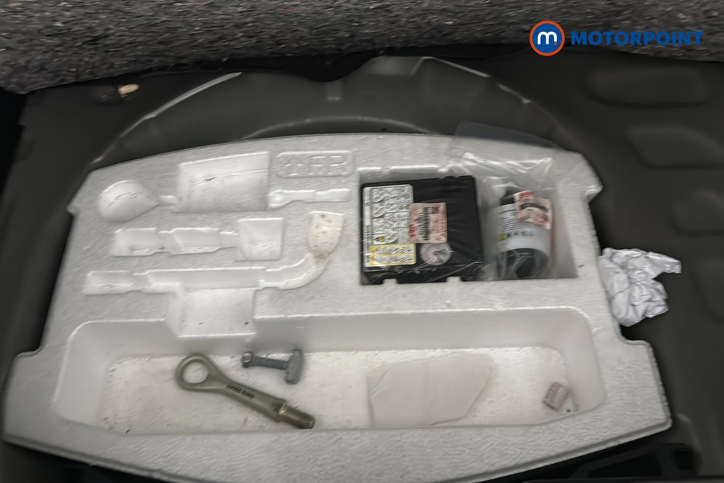 Suzuki Swift Motion Automatic Petrol Hatchback - Stock Number (1693105) - 33rd supplementary image