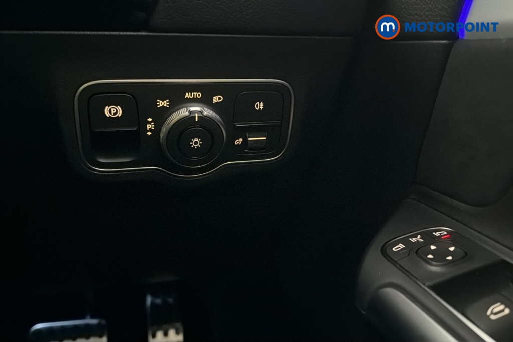 Mercedes-Benz GLA Amg Line Automatic Petrol SUV - Stock Number (1693138) - 11th supplementary image
