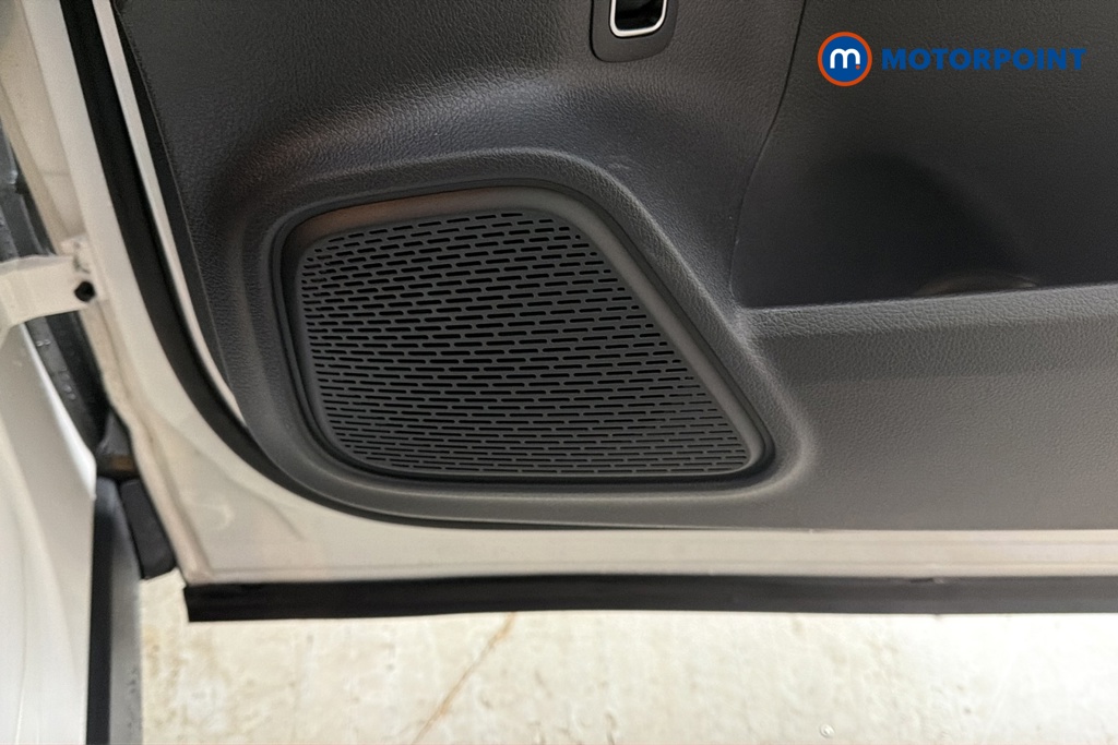 Mercedes-Benz GLA Amg Line Automatic Petrol SUV - Stock Number (1693138) - 21st supplementary image