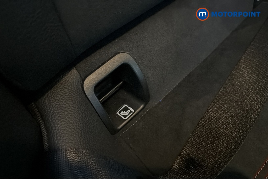 Mercedes-Benz GLA Amg Line Automatic Petrol SUV - Stock Number (1693138) - 27th supplementary image