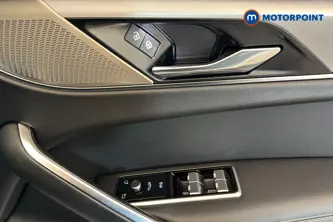 Jaguar F-Pace R-Dynamic Se Automatic Petrol SUV - Stock Number (1693765) - 19th supplementary image
