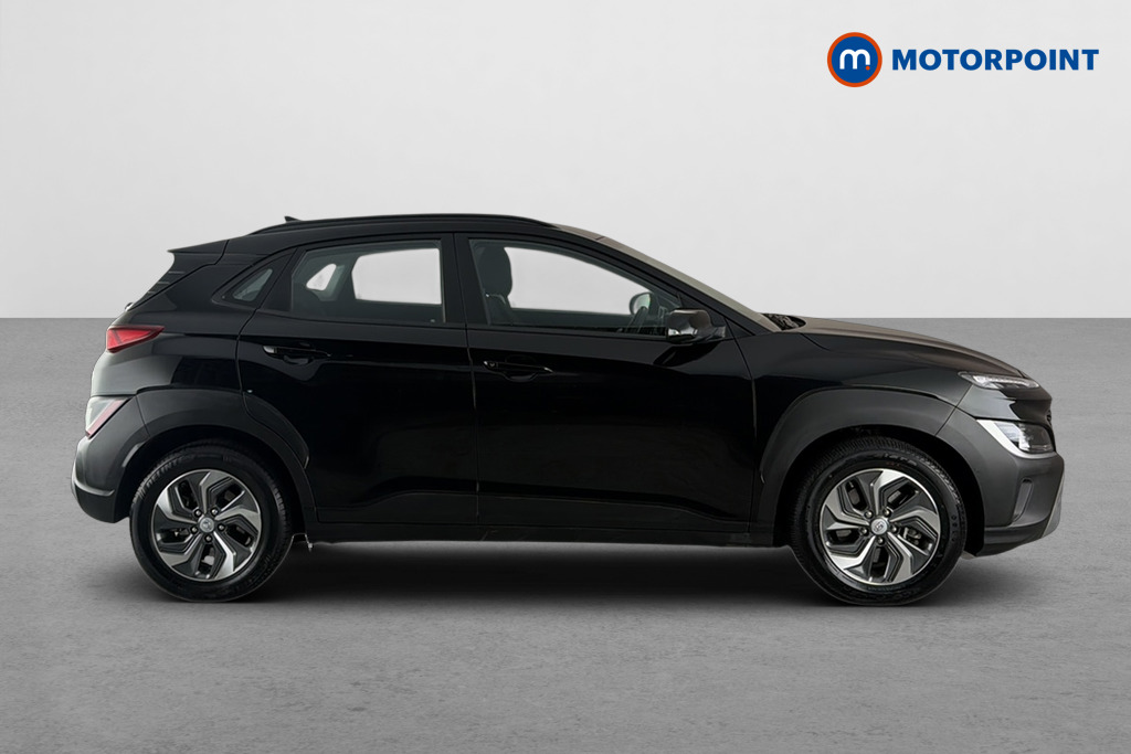 Hyundai Kona Se Connect Automatic Petrol-Electric Hybrid SUV - Stock Number (1694463) - Passenger side