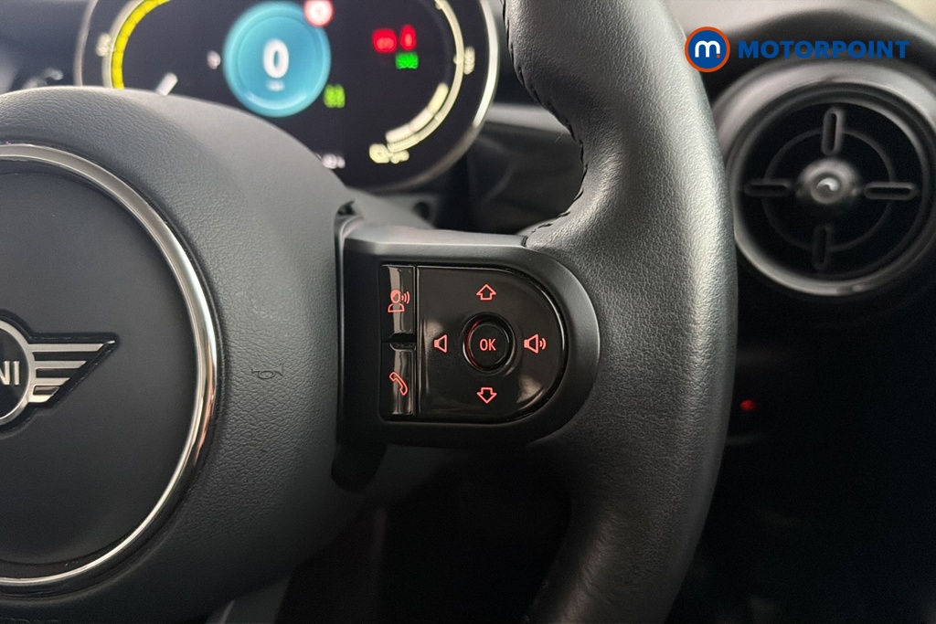 Mini Hatchback Cooper S Level 1 Automatic Electric Hatchback - Stock Number (1694821) - 3rd supplementary image