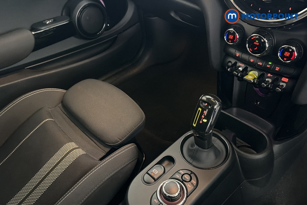 Mini Hatchback Cooper S Level 1 Automatic Electric Hatchback - Stock Number (1694821) - 15th supplementary image