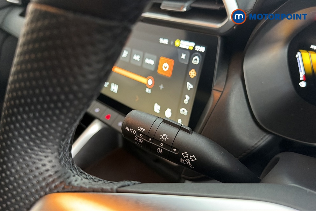 Mg Motor Uk ZS Trophy Automatic Petrol-Electric Hybrid SUV - Stock Number (1695201) - 5th supplementary image