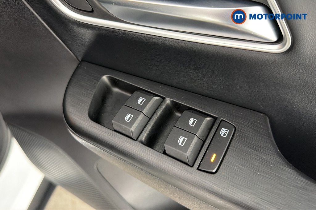 Mg Motor Uk ZS Trophy Automatic Petrol-Electric Hybrid SUV - Stock Number (1695201) - 19th supplementary image