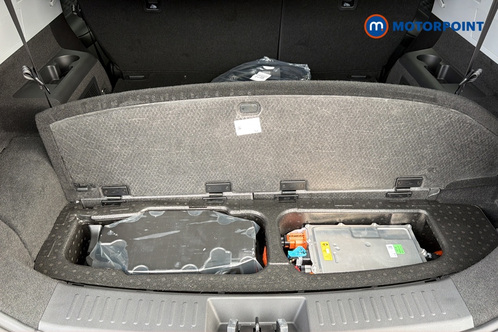 Chery Tiggo 8 Summit Automatic Petrol Plug-In Hybrid SUV - Stock Number (1683913) - 33rd supplementary image