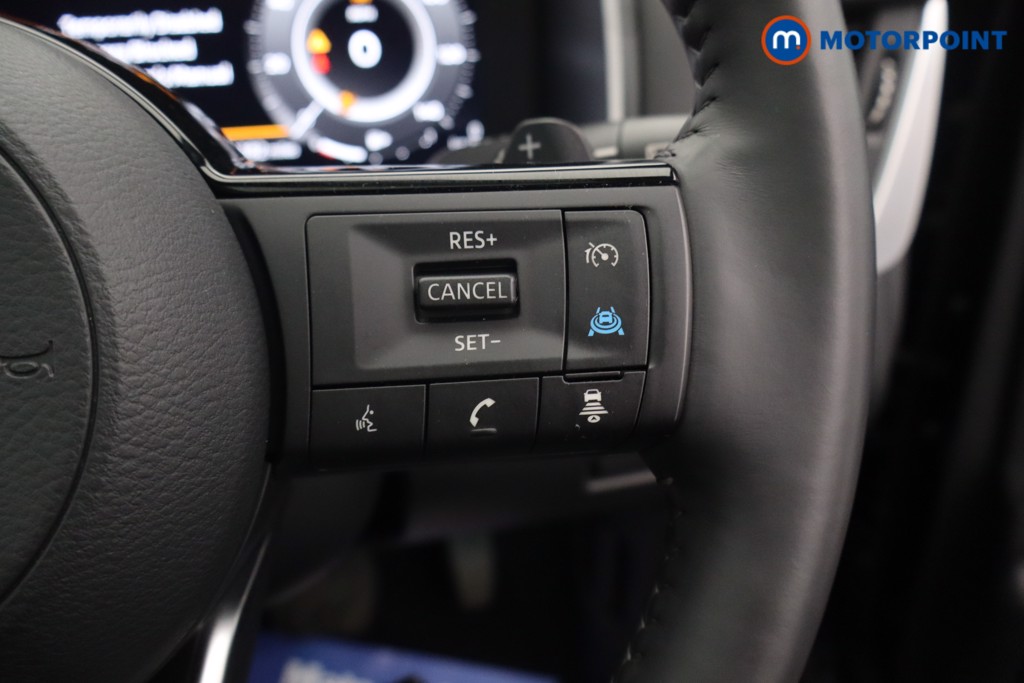 Nissan Qashqai Tekna Automatic Petrol SUV - Stock Number (1687973) - 4th supplementary image