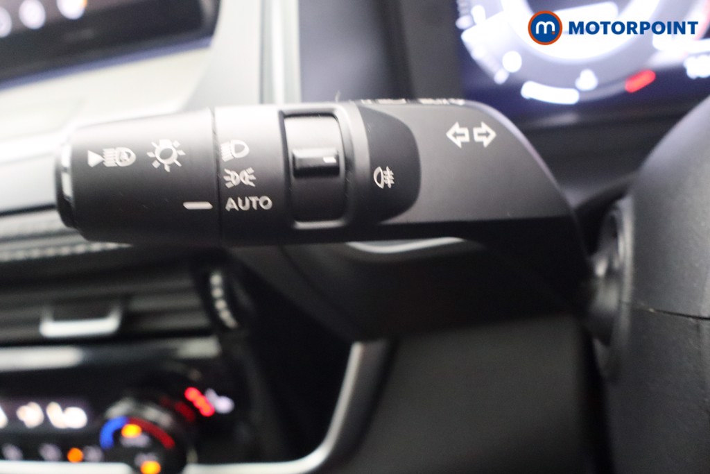 Nissan Qashqai Tekna Automatic Petrol SUV - Stock Number (1687973) - 7th supplementary image