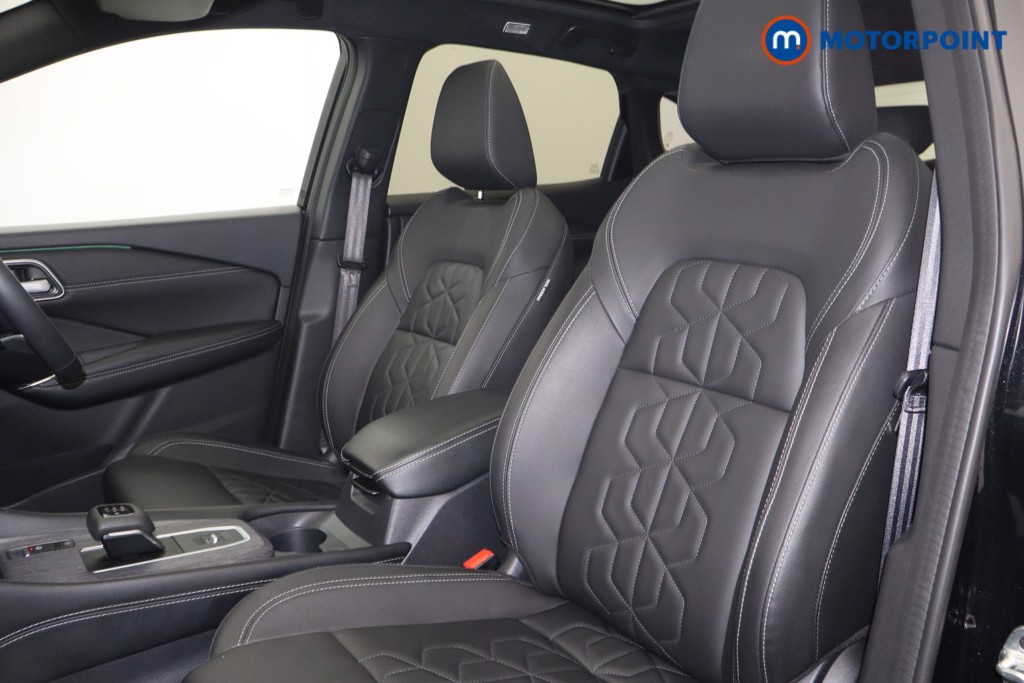 Nissan Qashqai Tekna Automatic Petrol SUV - Stock Number (1687973) - 32nd supplementary image