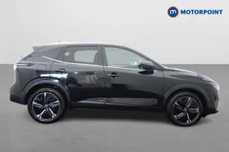 Nissan Qashqai Tekna Automatic Petrol SUV - Stock Number (1687973) - Drivers side