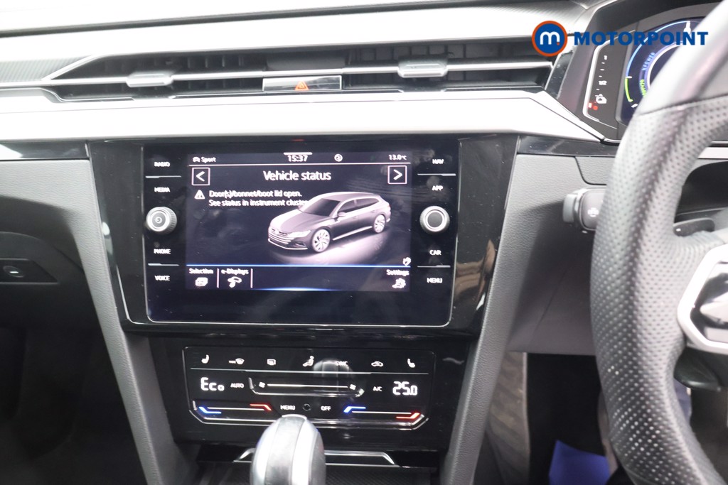 Volkswagen Arteon Elegance Automatic Petrol Plug-In Hybrid Estate - Stock Number (1690022) - 8th supplementary image