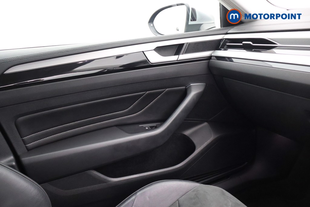 Volkswagen Arteon Elegance Automatic Petrol Plug-In Hybrid Estate - Stock Number (1690022) - 11th supplementary image