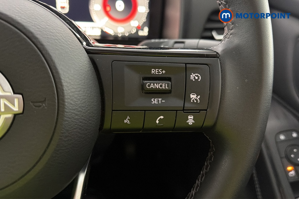 Nissan Qashqai N-Connecta Automatic Petrol-Electric Hybrid SUV - Stock Number (1692139) - 3rd supplementary image